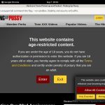 Pickinguppussy.com Naked
